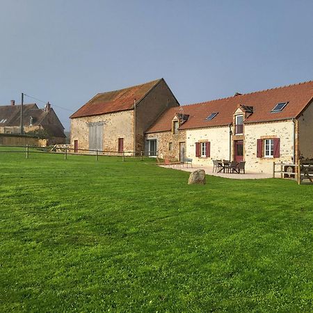 Gite Au Centre De La France Vesdun Exteriör bild