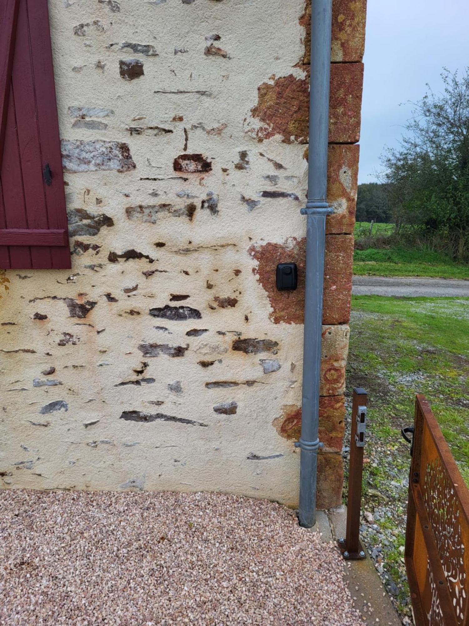 Gite Au Centre De La France Vesdun Exteriör bild